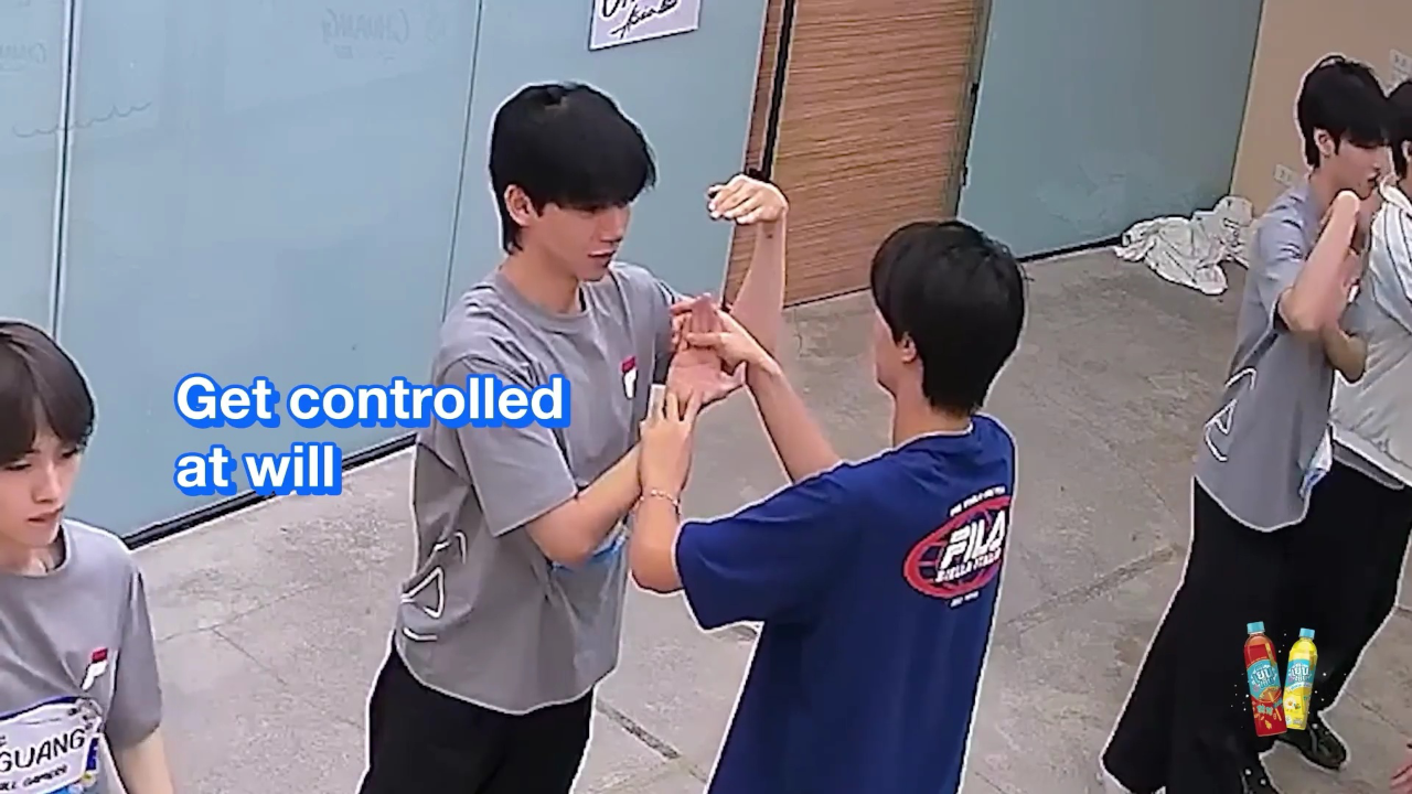 Highlight EP3 : OMAR ครูสอนเต้นประจำทีม |  CHUANG ASIA S2